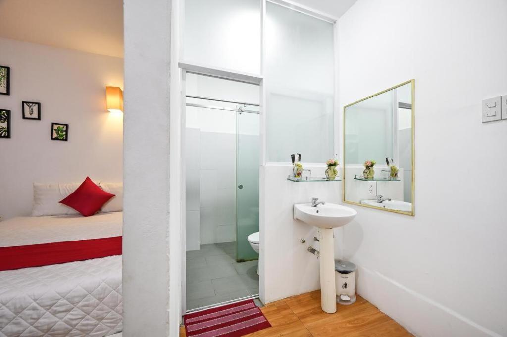 Phu Gia Bui Vien Hotel Thành Pho Ho Chí Minh Esterno foto